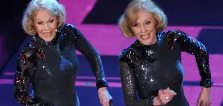 Morte Gemelle Kessler: il cordoglio di Iva Zanicchi (“sono sconvolta”), Bruno Vespa (“un lutto familiare”) e Carlo Conti (“rigore e serietà professionale”)