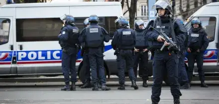 Francia, 35enne investe pedoni alla guida di un’auto: almeno dieci feriti. Fermato col taser, ha urlato “Allah Akbar”