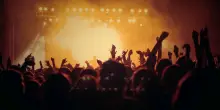 Maximulta al &ldquo;bagarino digitale&rdquo; per secondary ticketing ridotta dal Tar del Lazio: l&rsquo;Agcom aveva disposto una sanzione da 675 mila euro, ora rideterminata in 450mila