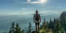 &ldquo;A 60 anni camminare non basta. Bisogna nuotare, correre, fare trekking. L&rsquo;obiettivo non &egrave; vincere le gare di Triathlon, ma curare elasticit&agrave;&rdquo;: i consigli di Antonio Robecchi Majnardi