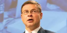 Extraprofitti dei gruppi energetici, Dombrovskis: &ldquo;Gli Stati possono gi&agrave; tassarli. S&igrave; a un gruppo di lavoro per aiutarli&rdquo;