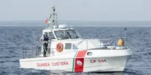 Addio al celibato da incubo in Costiera Amalfitana, affonda imbarcazione di 10 metri: salve le 7 persone a bordo