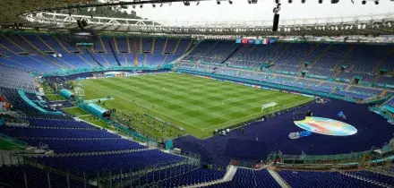 Derby Roma-Lazio, si gioca domenica alle 12: accordo Lega-Prefettura dopo la non decisione del Tar