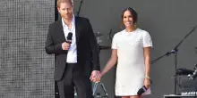 Harry e Meghan sono tornati in Gran Bretagna con i figli. E ora la domanda &egrave; una: saranno un valore aggiunto o una spina nel fianco per la monarchia?