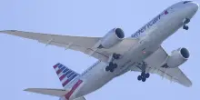 Passeggeri di un volo partito da New York e diretto a Palma di Maiorca vedono il nome &ldquo;BOMB&rdquo; tra i dispositivi Bluetooth disponibili: scatta l&rsquo;allarme e l&rsquo;aereo torna indietro