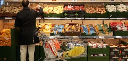 A febbraio torna a crescere l&rsquo;inflazione: +1,6%. E il &ldquo;carrello della spesa&rdquo; sale a +2,2%