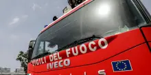 Tre auto prendono fuco: dentro una delle vetture il cadavere carbonizzato di un pompiere. Giallo sull’incendio a Sesto San Giovanni