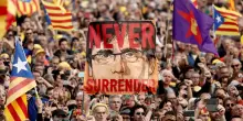 Indipendentisti catalani, la Corte Ue promuove l&rsquo;amnistia di S&aacute;nchez. Cosa cambia ora per il destino di Puigdemont