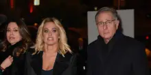 Paolo Bonolis e Sonia Bruganelli a cena insieme dopo gli attacchi di Lucio Presta: &ldquo;L&rsquo;amore &egrave; finito, gli affari no&rdquo;