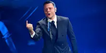 Tiziano Ferro primo super ospite di Sanremo 2026: ecco cosa far&agrave; sul palco dell&rsquo;Ariston