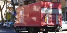 Corriere morto a Piacenza durante una consegna all&rsquo;ultimo giorno di contratto: &ldquo;I colleghi erano in sciopero per i turni pesanti&rdquo;