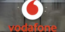Vodafone disattiva alcune sim e gli utenti perdono per sempre il loro numero di telefono: ecco cosa sta succedendo