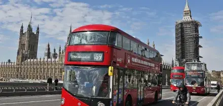 Viaggi nel Regno Unito, scattano le sanzioni per l&rsquo;obbligo dell&rsquo;ETA: ecco come richiederla, i costi e le tempistiche