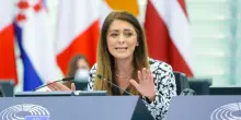 Pina Picierno, il suvlaki con Cerasa e la colla all&rsquo;europoltrona (in attesa di Forza Italia)