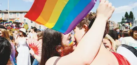 Le unioni civili? Far&ograve; una grande festa solo quando arriver&agrave; il matrimonio. Conosco bene l&rsquo;omofobia