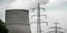 Nucleare, la Camera approva la legge delega. Pichetto: &ldquo;Scelta di concretezza, non ideologica&rdquo;. Opposizioni di traverso: &ldquo;