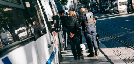 Omicidio di Quentin Deranque, quattro fermati: c&rsquo;&egrave; anche l&rsquo;assistente parlamentare de la France Insoumise