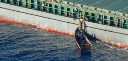 Migranti, nel giorno del summit Ue in 17 muoiono su un barcone verso le Baleari