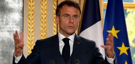 Rubano all&rsquo;Eliseo stoviglie d&rsquo;argento e porcellane da 40 mila euro per rivenderle su Vinted. Tra i ladri anche il maggiordomo: &ldquo;E&rsquo; stato travolto dalla sua passione&rdquo;