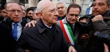 Salerno, l&rsquo;indistruttibile De Luca vince per la quinta volta. E anche stavolta senza il simbolo del Pd