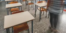 Scuola, il decreto di Meloni getta nel caos i comuni montani. A rischio decine di plessi, protestano anche i leghisti
