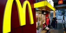 Caporalato, ispezioni in Burger King, McDonald&rsquo;s, Esselunga e Kfc per verificare i modelli organizzativi