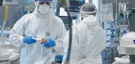 Sospetto caso di ebola in Trentino: &ldquo;Sintomi compatibili, &egrave; in isolamento a casa&rdquo;