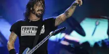 &ldquo;Sono stato in terapia sei giorni a settimana per 70 settimane. Pi&ugrave; di 430 sedute? Il tradimento di mia moglie che mi ha reso padre di nuovo? Scrivere canzoni &egrave; sufficiente&rdquo;: parla Dave Grohl