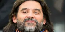 I decibel di Adani, telecronista o macchiettista? &ndash; il commento