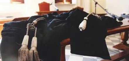 Processo lungo 20 anni, muoiono i clienti: la Cassazione riconosce il diritto al compenso dell&rsquo;avvocato