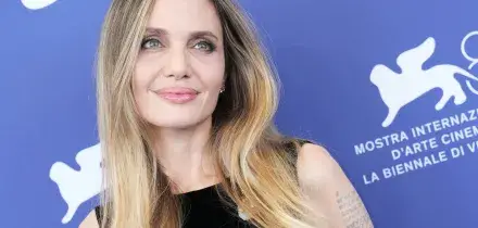 &ldquo;Non ho pi&ugrave; frequentato nessuno da quando ho divorziato un decennio fa. Ho perso il mio spirito combattivo per un certo periodo&rdquo;: lo rivela Angelina Jolie