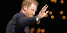 Harry ha incassato l&rsquo;ennesima sconfitta in tribunale, ha perso la causa da 50 milioni di sterline contro il Daily Mail: &ldquo;Una vittoria schiacciante per la libert&agrave; di stampa&rdquo;
