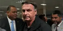 Arrestato l’ex presidente brasiliano Jair Bolsonaro: “Ha violato i domiciliari”. A settembre la condanna a 27 anni per il tentato golpe