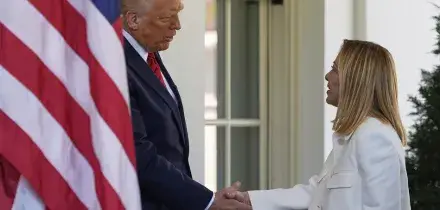 La Germania e la frattura dell&rsquo;Ue con l&rsquo;America Maga di Trump. Meloni sta con il tycoon: &ldquo;Non sono d&rsquo;accordo con Merz&rdquo;