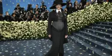 Met Gala 2026, dal dress code per il red carpet agli ospiti e le proteste contro i Bezos: ecco tutto quello che c&rsquo;&egrave; da sapere sull&rsquo;evento pi&ugrave; esclusivo della moda
