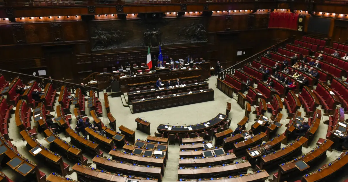 Il governo impugna la legge sul suicidio assistito in Sardegna, la replica: “Ci siamo mossi nel solco della Consulta”