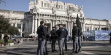 Rapina un viaggiatore in Stazione Centrale di Milano: fingeva di aiutarlo a fare il biglietto
