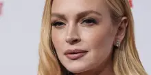 “Non ho fatto il lifting e non mi sono rifatta. Bisogna solo ignorare questi pettegolezzi”: Lindsay Lohan sbotta
