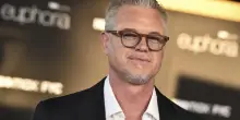 “Andrò avanti finché non si romperanno le ruote”: Eric Dane di Grey’s Anatomy torna sul red carpet dopo la diagnosi di SLA