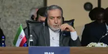 Chi è Abbas Araghchi, il ministro iraniano che parla con gli Usa: sta a lui provare a ricucire i rapporti tra Teheran e Trump