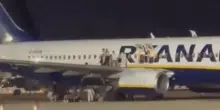 Incendio su un volo Ryanair a Maiorca: diciotto feriti, sei ricoverati in ospedale