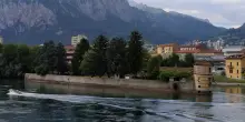 Lecco, è stata venduta l’Isola Viscontea sul Lago di Como. “Sia goduta da tutti”. I nuovi proprietari: “Diventerà un resort”