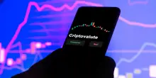 Criptovalute, l’anno prossimo l’aliquota sulle plusvalenze sale al 33%. Resta al 26% per le stablecoin in euro