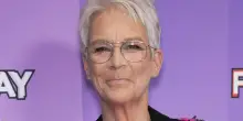 “Un genocidio dell’industria cosmeceutica. La chirurgia plastica ha spazzato via una generazione di donne che si sono sfigurate”: Jamie Lee Curtis si sfoga