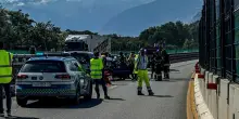Incidente sulla Torino-Bardonecchia: 88enne contromano in autostrada, muore la passeggera