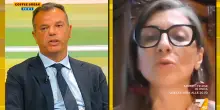 Scontro tra il senatore Scurria e Francesca Albanese. “Bambini bruciati nei forni”. “Fandonia. Porti le prove o si dimetta”. Su La7