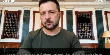 Zelensky: “Mosca uccide anche nel giorno dei negoziati e questo la dice lunga…”