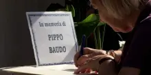 Camera ardente di Pippo Baudo, code per il secondo giorno di visite: “Ci lascia il grande maestro”