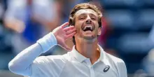US Open 2025, un ottimo Musetti batte Goffin e vola al terzo turno: non vinceva due partite consecutive da oltre due mesi