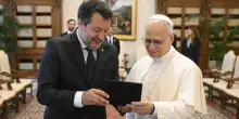 Cosa &egrave; andato a fare Salvini dal Papa? In Vaticano nulla &egrave; casuale